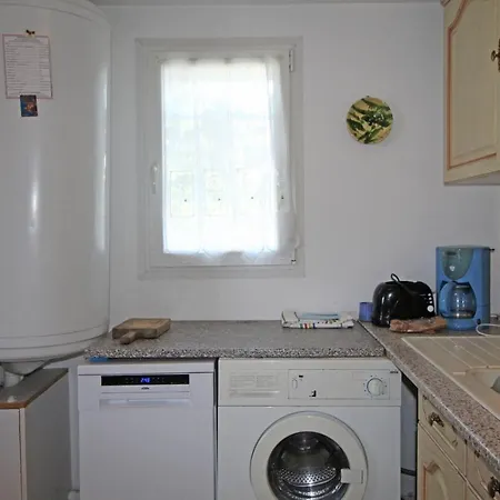 Holiday home Maison 4 Couchages Dans Quartier Calme *
